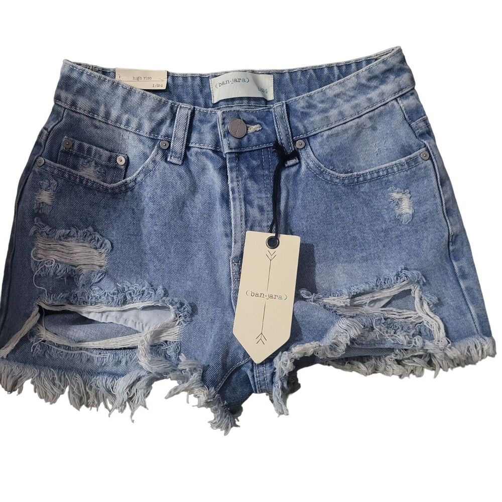 Banjara Loose Fit Shorts 1/24 Womens Juniors Button Fly Distressed High Rise NWT